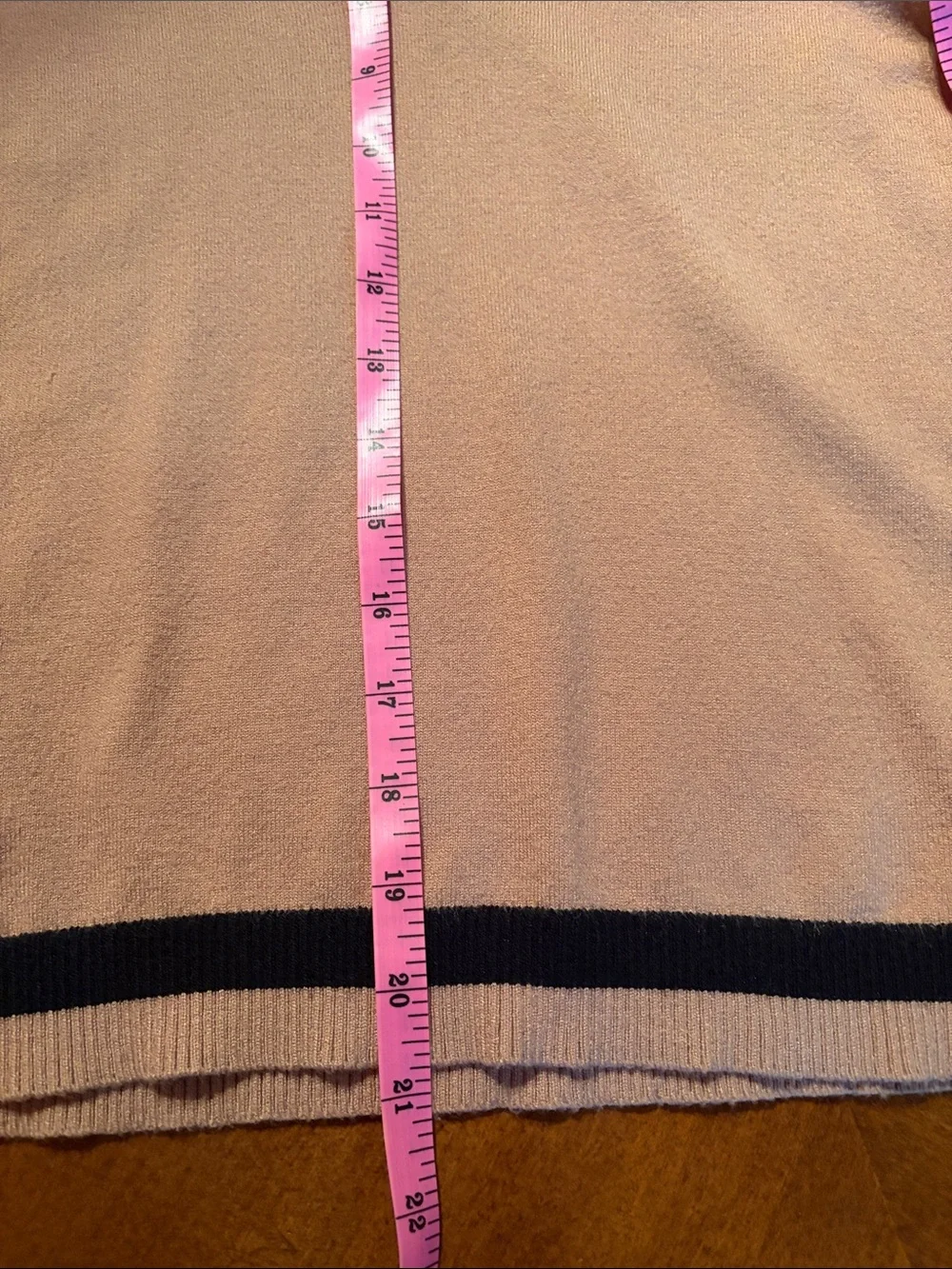 Joan Vass V-Neck Bodycon 3/4 Sleeve Knit Sweater, Medium, Light Brown Black Trim